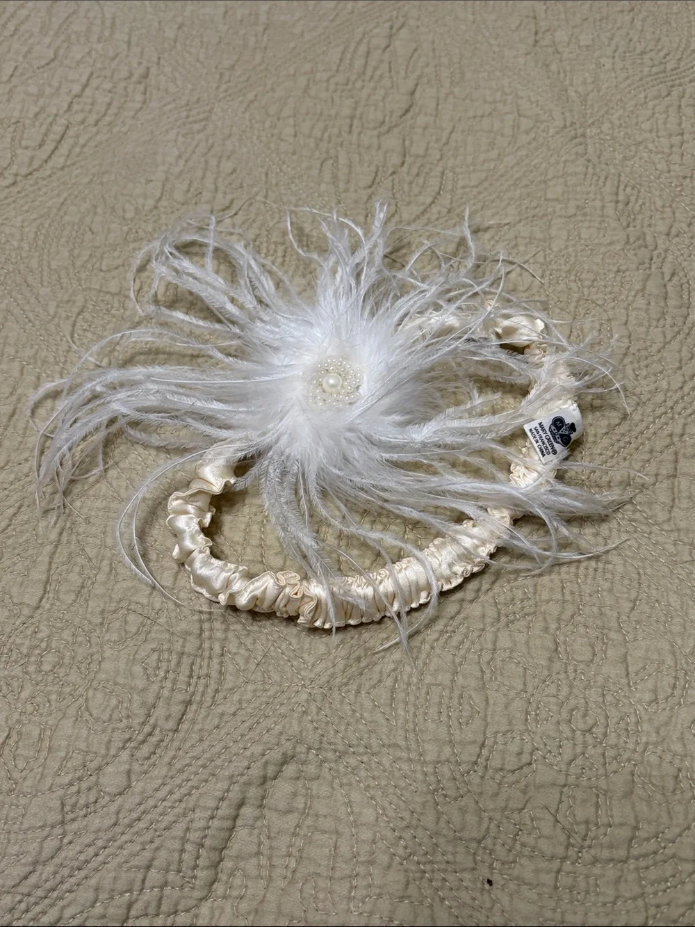 Bridal Ivory Feather Garter with Pearl Accent - 100% silk with ostrich feathers